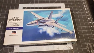 1/72 Hasegawa F/A 18F Super Hornet #E18  - Bild 1 von 3