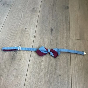 Pajarita a rayas azul para hombre traje oficina - Imagen 1 de 3