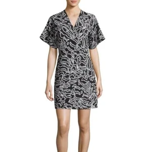 Diane Von Furstenberg Faux Wrap V-Neck Flare Mini Dress Black Abstract Size 4 - Picture 1 of 9