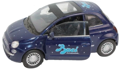 FIAT 500 AUTOMOBILE MODELLINO AUTO PUBBLICITA DEI BACI PERUGINA SCALA 1:24 BUONA - Immagine 1 di 4