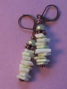 MINT CLAMSHELL chips earring COPPER LEVERBACK artisan XX - Picture 1 of 4