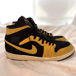 Taglia 12 - Air Jordan 1 Retro Mid Reverse New Love Retro Nero Università Oro - Foto 1 di 9