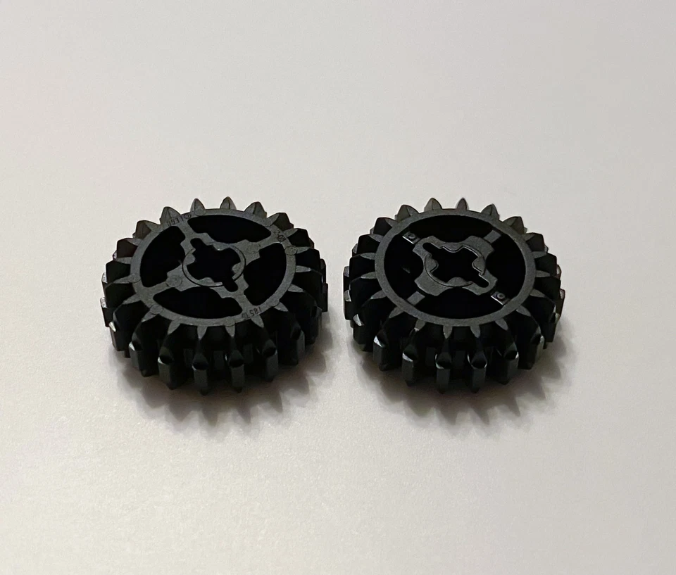 2 x LEGO 32269 (6346535) Technic, Gear 20 Tooth Double Bevel - Brand New - Image 1 of 1
