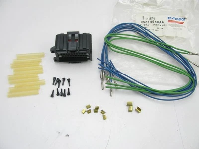 OEM  40-pin Female Connector Pig-tail Repair Harness 05013968AA Foto 1 de 3