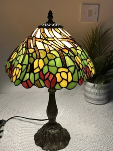 Tiffany Style Table Lamp tulip and flowers - Picture 1 of 17