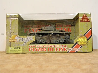 Tanque Panzer 111 alemán siglo XXI 11 GUERRA MUNDIAL 1/32 (anuncio de octubre) Foto 1 de 4