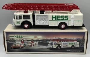 Camión de bomberos de juguete Hess escalera en caja coleccionable doble sonido sirena vintage 1989 caja - Imagen 1 de 13