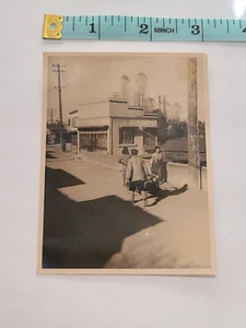 Foto von Straßen in Sendai Japan Ende 1940er Jahre - Bild 1 von 3