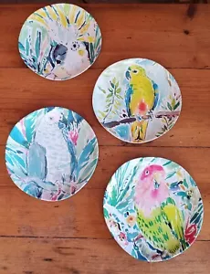 Pier 1 Melamine Colorful Birds Parrots Cockatoo Tropical Plates 8.75” Set Of 4 - Imagen 1 de 8