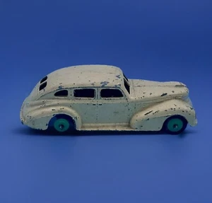 RARE Dinky Toys Chrysler Saloon Green Hubs - Picture 1 of 10