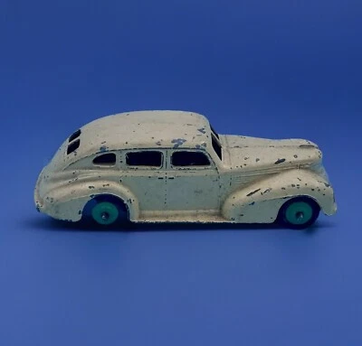 RARO Dinky Toys Chrysler berlina bujes verdes Foto 1 de 4