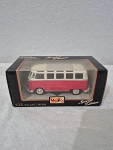 Furgoneta Volkswagen Maisto Edición Especial Roja/Blanca "Samba" Nueva en Caja Escala 1/25 Envío EE. UU. - Imagen 1 de 3