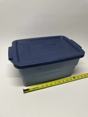 Rubbermaid Roughneck 3 Gallon Storage Bin Box #0139 Tote Blue Container Vintage - Image 1 of 4