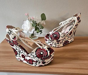 VNDS Women's Miu Miu Multicolor Fabric Designer Wedge Sandals Size 5 US - Picture 1 of 16