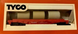 TYCO Skid Flat with Culvert Pipe Great Northern B342-D HO Scale Vintage - Picture 1 of 2