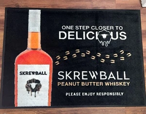 Skrewball Erdnussbutter Whiskey Fußmatte 46 x 33 Zoll. Gummirücken. Neu - Bild 1 von 3