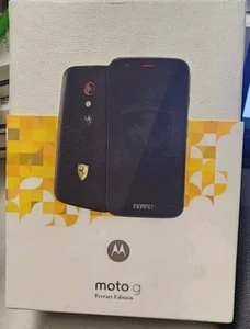 Moto G Ferrari Edition Smartphone y Ferrari Notebook Set de Regalo - Para Coleccionistas - Imagen 1 de 6