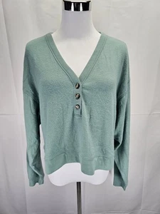NWT Alo Yoga Alolux Soho Women's Size Small Teal Cropped Henley - Picture 1 of 6