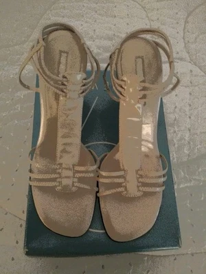 Nuevas sandalias de mujer Nine West color tostado talla 8,5 Foto 1 de 4