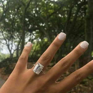 4.00 Ct Emerald Cut Diamond Solitaire Silver Anniversary Ring VVS1/D Lab Created - Picture 1 of 6