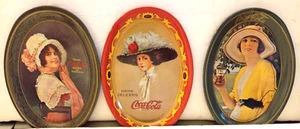 COCA COLA COKE CODA METALL SPITZENSCHALEN RETRO GRAFIK URHEBERRECHT 1973 3ER-SET - Bild 1 von 2