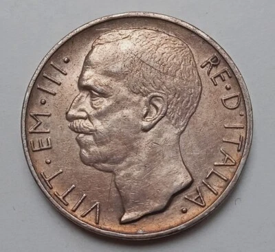 Italy: Vittorio Emanuele.lll  10 Lire 1927**  Silver Coin KM#68  Rare - Image 1 of 3