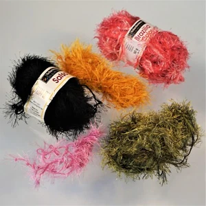 Assorted Eyelash Yarn Remnants Destash Mixed Lot Knitting Crochet - Picture 1 of 12