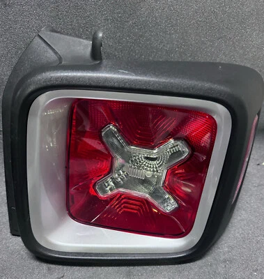 Задний фонарь правый для Jeep Renegade 2018-2023 годов выпуска ограниченного выпуска 51964237 - Изображение 1 из 4