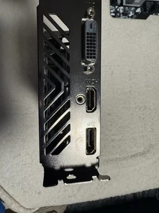 GIGABYTE GeForce GTX 1050 Ti 4GB GDDR5 Grafikkarte (GV-N105TOC-4GD) - Bild 1 von 3