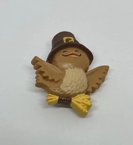 Vintage Hallmark PIN Thanksgiving BIRD PILGRIM HAT WHEAT Stalk 1981 Brooch - Bild 1 von 6