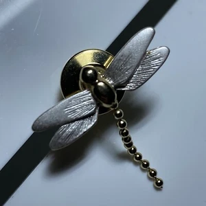 Avon Signed Dragonfly Clutch Pin Enamel Wings Tassel Tail Bug Tie Tack - Picture 1 of 3