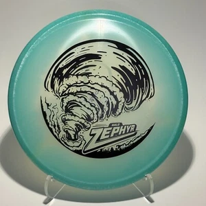 BRAND NEW Innova Halo Glow Champion Zephyr 200g Putting Approach Disc - Picture 1 of 5