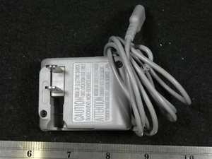 Lot 2 Nintendo DS Lite 3DS 2DS XL AC Power Supply Adaptors Bricks Wall Plugs - Picture 1 of 8