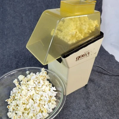 Vintage Gourmet Hamilton Beach USA Popaire 5qt Hot Air Popcorn Popper Model 518 - Image 1 of 4