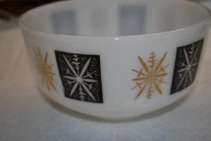 MCM Federal Glass Company Atomic Starburst Snowflake 2 1/2 Quart Baking Dish - Picture 1 of 8