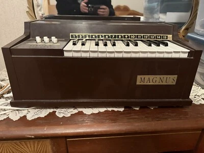 Magnus Keyboard - Image 1 of 2