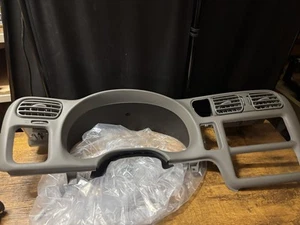 DASH TRIM BEZEL COVER Single Din Fit For 98-04 BLAZER JIMMY SONOMA S10 Board - Bild 1 von 3