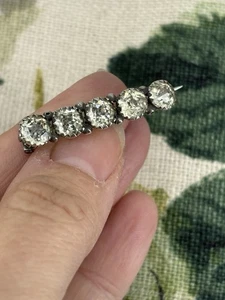 ANTICO set di spille da bar vittoriane in pasta con retro in argento - Foto 1 di 12