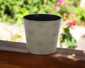 7" Gray Recycled Plastic Indoor Outdoor Round Pot Planter - Picture 1 of 5