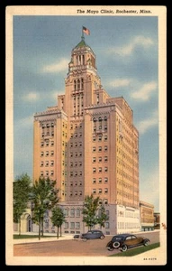Postcard The Mayo Clinic Building, Rochester, Minnesota - Picture 1 of 2