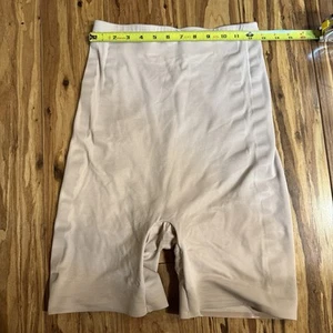 Miraclesuit Size XL Nude Color Women’s Shapewear Shorts - Picture 1 of 4