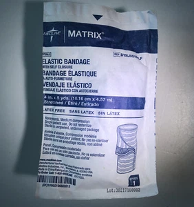 Medline Matrix 1 elastische Bandage mit Selbstverschluss 4"x5 Yards. REF DYNJ05154LF. - Bild 1 von 5
