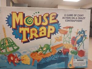 1999 Vintage Hasbro Mouse Trap Game Complete English/Spanish  Instruction Manual