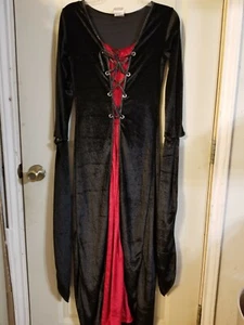 VELVET VELOUR VAMPRESS WOMAN'S HALLOWEEN COSTUME FANCY DRESS MEDIUM 8 - 10 - Picture 1 of 7