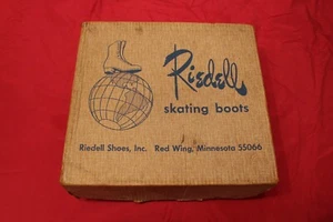 RIEDELL WOMENS SIZE 6 WIDE ICE SKATES - Picture 1 of 7