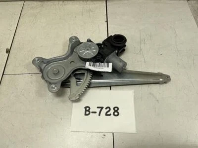 Lexus IS200T LUX 2016 regulador de ventana de puerta trasera izquierda del lado del conductor con motor OEM+ Foto 1 de 4