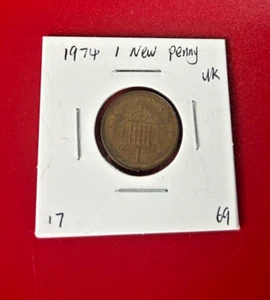 1974 1 NEW PENNY UK COIN - NICE WORLD COIN !!! - Picture 1 of 2