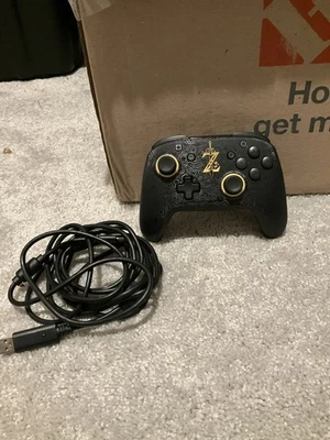 Mando Nintendo Switch Legend Of Zelda Negro Z Alimentación Inalámbrica con Cargador Foto 1 de 4