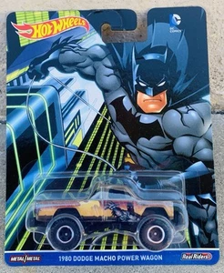2016 HOT WHEELS DC COMICS BATMAN 1980 DODGE MACHO POWER WAGON REAL RIDERS - Bild 1 von 1