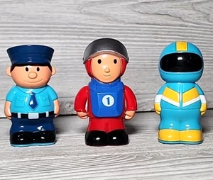 RC Cartoon Action Figuren 3 Stück - Rennfahrer, Polizist Spielzeug, - Bild 1 von 9